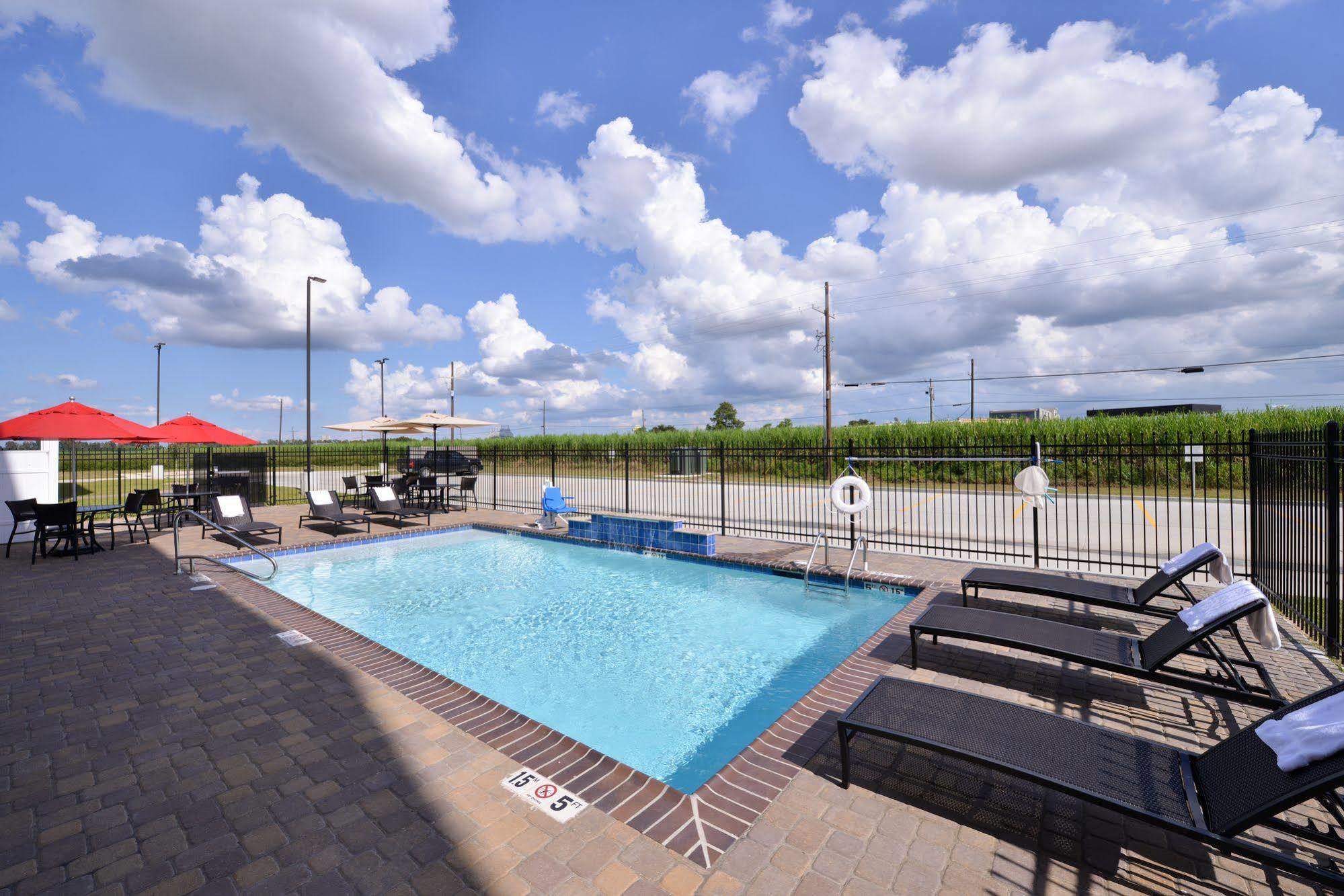 Holiday Inn Express Donaldsonville By Ihg Buitenkant foto